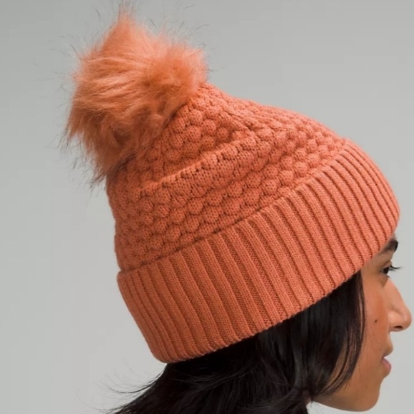 Lululemon Bubble Knit Pom Beanie NWT Pink Savanna PSAV LW9DSQS main image 6